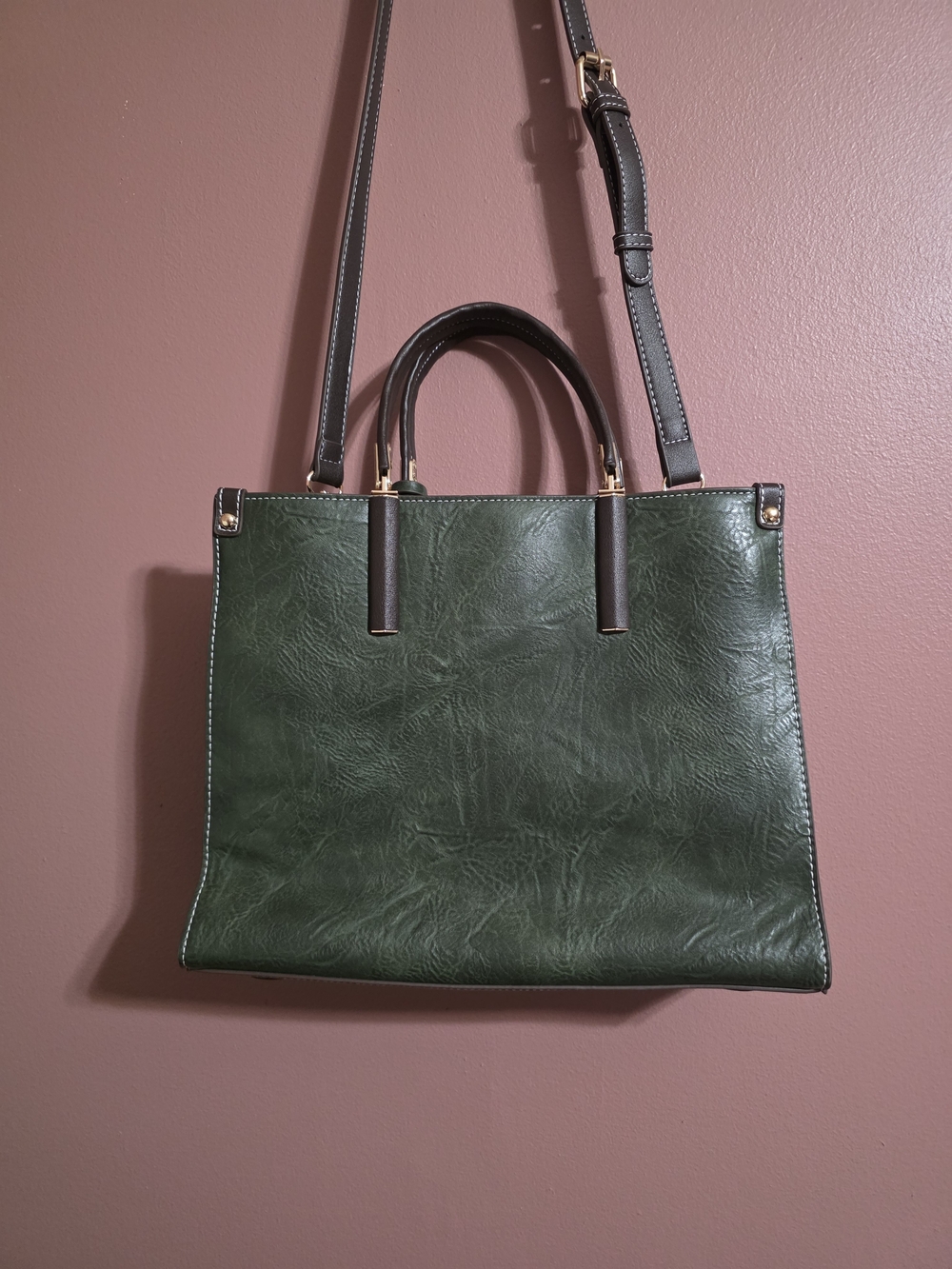 Michael Kors Hunter Green Leather Shoulder Bag with Tassel - Picture 3 of 7
